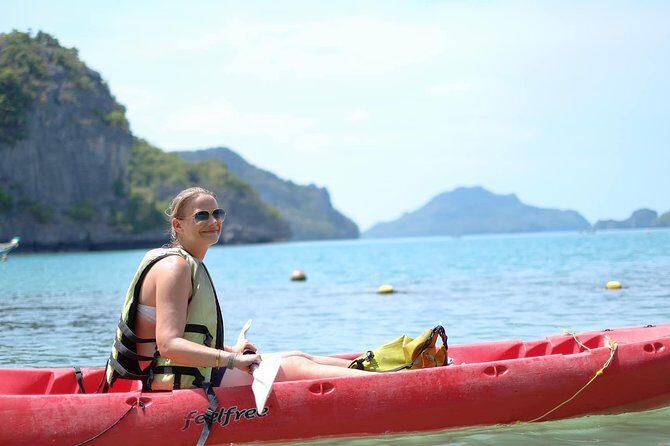 Angthong National Marine Park Trip + Kayaking By Big Boat From Koh Samui - The sun, the stairs, and the boat speed: plan your comfort