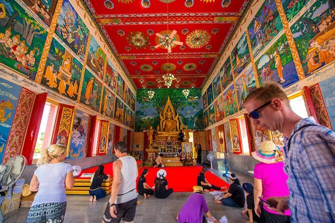 City Tour Around Koh Samui - Guides, vans, and the small-group advantage