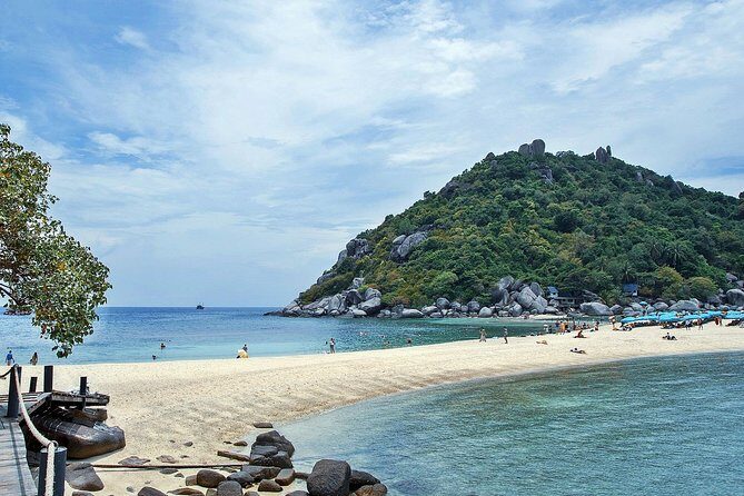 From Koh Samui: Koh Tao & Koh Nang Yuan Snorkeling (by Speedboat) - Koh Tao lunch on land: a real break before the afternoon water