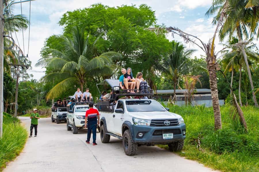 Koh Samui Adventure: Hidden Gems & 4x4 Safari Tour /w Lunch - Temple Morning: Wat Phra Yai, Wat Plai Laem, and Big Buddha Views