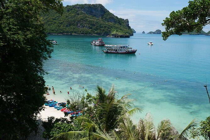 Koh Samui Angthong Marine Park Day Tour with Lunch by Big Boat - Hotel pickup, small-group rhythm, and your 8:00 AM start