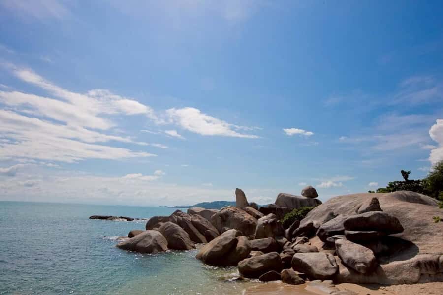 Koh Samui: Half Day Around Island Tour with Transfers - Laad Koh Viewpoint: Chaweng looks different from up here