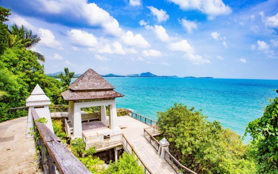 Koh Samui: Half-Day Highlights Tour with Hotel Transfers - The viewpoint break: Laad Koh over Chaweng Beach