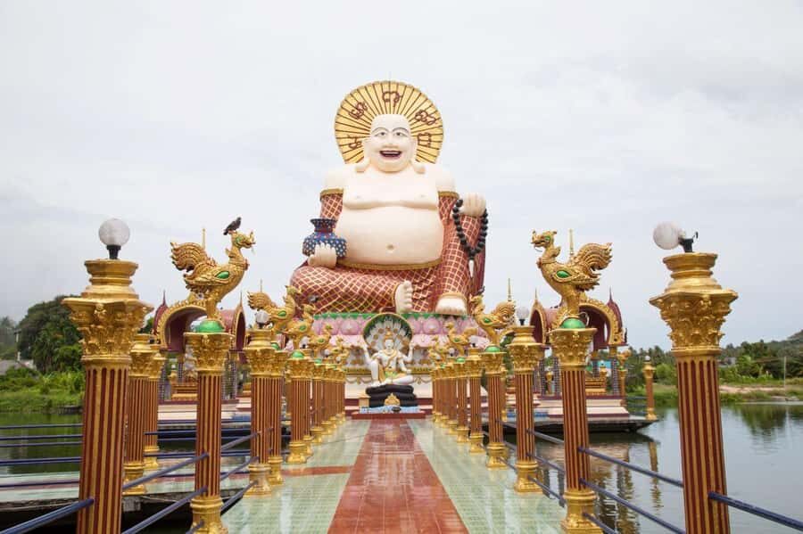 Koh Samui: Half-Day Highlights Tour with Hotel Transfers - Chasing stories in rocks: Grandfather and Grandmother Rocks