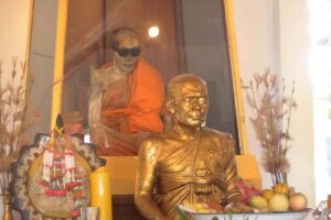 Koh Samui: Mr.Ung's 4WD Wild Jungle Safari Tour with Lunch - From hotel pickup to Hin Ta & Hin Yai rocks: get your bearings fast