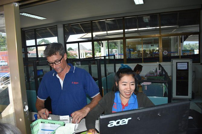 Koh Samui to Koh Phangan by Seatran Discovery Ferry - Air-Conditioning and Life Vests: Comfort and Safety Without Extra Hassle