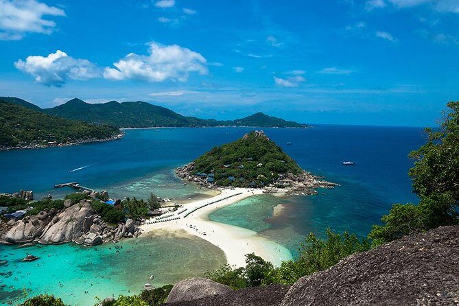 Koh Tao and Koh Nang Yuan Speedboat Tour from Koh Samui - Stop 1: Ao Muong Snorkeling (90 Minutes of Water Time)
