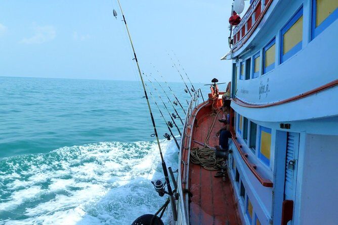 Mr. Tu Fishing Day Trip by Escort Boat from Koh Samui - Boat Comfort and Group Size: What to Expect on Space