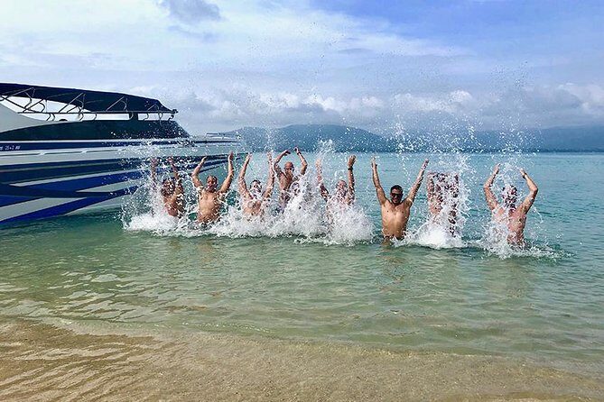 Pigs Island exclusive Semi VIP - Matsum Island (Pigs Island): beach time plus pig encounters