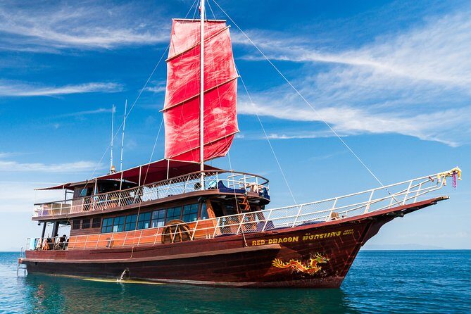 Private Full-Day Red Dragon Yacht to Angthong National Marine Park - Blue Lagoon at Emerald Lake: beach time or the viewpoint climb