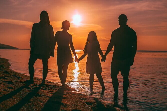 Private Photoshoot in Koh Samui for Couples & Families - Key highlights you’ll feel right away