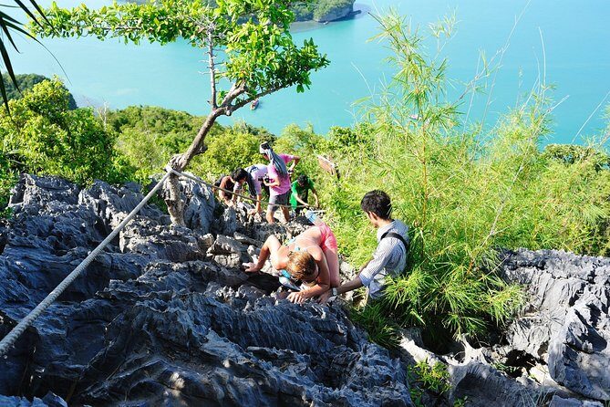 Samui Island Tour to Angthong National Marine Park by Big Boat - Bua Boke Cave (Lotus Cave): a real cave stop with lotus-shaped stalactites